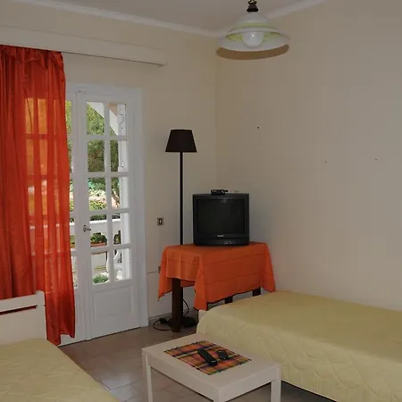 فيكيز غاردن Kalamákion