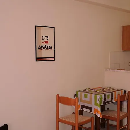 فيكيز غاردن Kalamákion