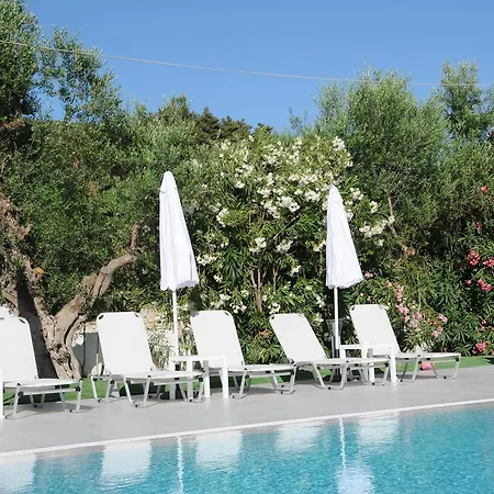 Vicky's Garden * Kalamákion