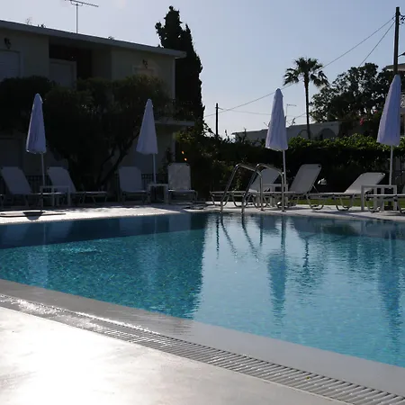 Apartament Vicky's Garden Kalamákion