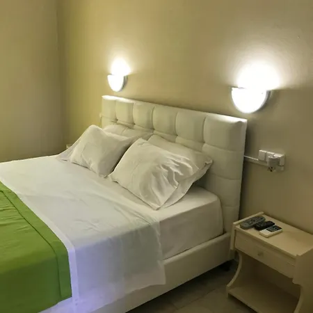 Vicky's Garden Kalamákion